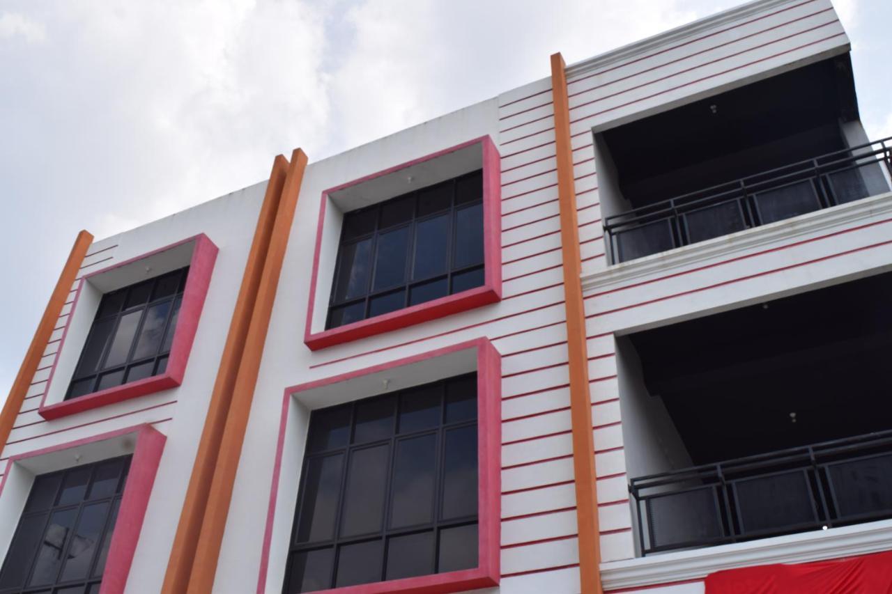 Hotel Sriwijaya 99 Palembang Esterno foto