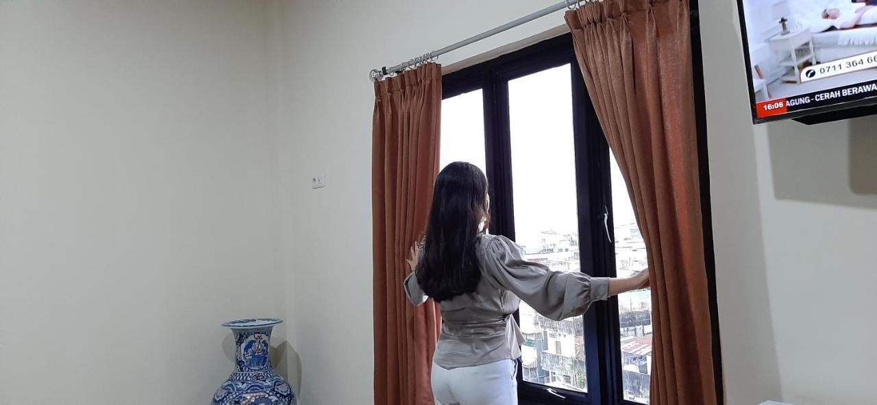 Hotel Sriwijaya 99 Palembang Esterno foto